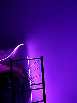 Snapshot of EmmaMelissa0521 chatting on March 13, 1:54 am EmmaMelissa0521 online show from March 13, 1:54 am