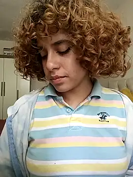 Snapshot of EmmaMelissa0521 chatting on March 17, 5:27 pm EmmaMelissa0521 online show from March 17, 5:27 pm