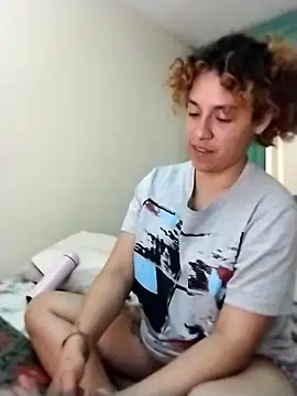 Snapshot of EmmaMelissa0521 chatting on January 6, 12:03 am EmmaMelissa0521 online show from January 6, 12:03 am