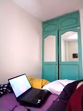 Snapshot of EmmaMelissa0521 chatting on January 12, 11:10 pm EmmaMelissa0521 online show from January 12, 11:10 pm