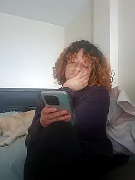 Snapshot of EmmaMelissa0521 chatting on February 16, 10:06 pm EmmaMelissa0521 online show from February 16, 10:06 pm