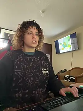 EmmaMelissa0521 online show from April 21, 7:06 pm