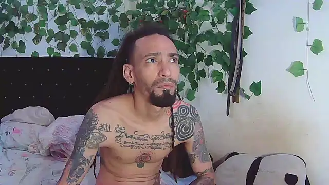 caribbeanlover1 online show from March 18, 12:47 pm