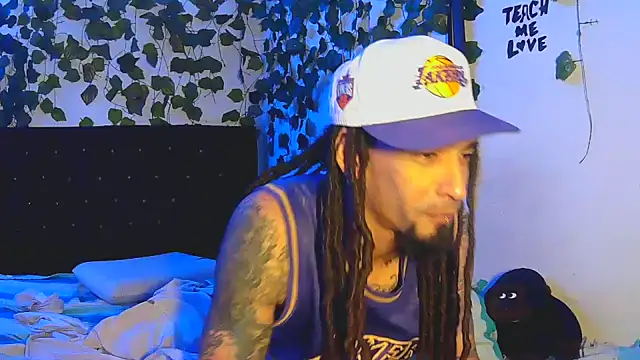 caribbeanlover1 online show from October 12, 7:46 pm