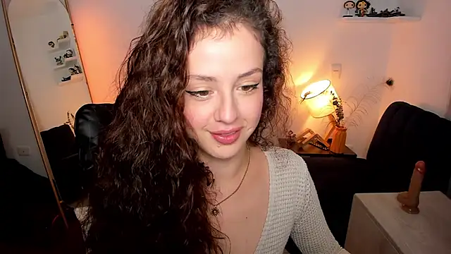 Cassandra Caiin online show from February 9, 12:03 am