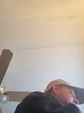 smokeymt420 online show from December 14, 6:34 pm