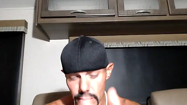 ThickD2C online show from March 22, 5:49 pm