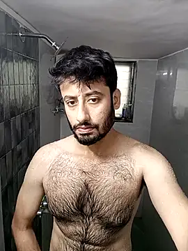 Snapshot of SimplyKarthik09 chatting on November 6, 4:35 am SimplyKarthik09 online show from November 6, 4:35 am