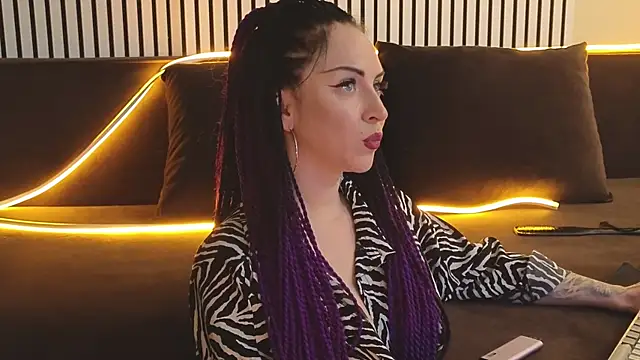 Snapshot of lily_conor chatting on March 22, 9:31 pm lily conor online show from March 22, 9:31 pm