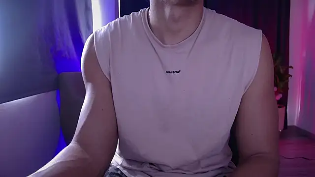 Liam V online show from February 4, 3:07 pm