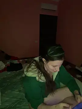 Flossy Vettie online show from April 1, 1:17 am