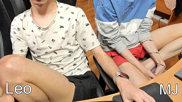 teelimata online show from March 18, 12:36 pm