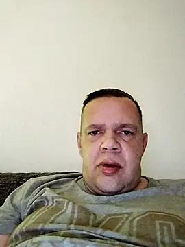 Snapshot of bigdicksperm83 chatting on November 9, 4:44 am bigdicksperm83 online show from November 9, 4:44 am