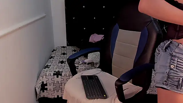 Lu doll online show from October 11, 7:29 am