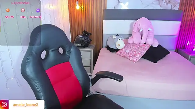 AMELIELEONE online show from January 14, 12:22 pm