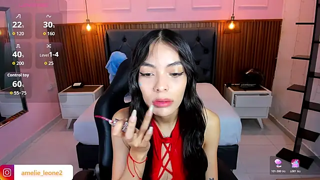 Snapshot of AMELIELEONE chatting on May 16, 12:26 pm AMELIELEONE online show from May 16, 12:26 pm