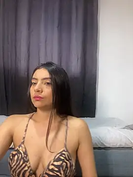 SusanRodriguez  online show from November 20, 9:14 pm