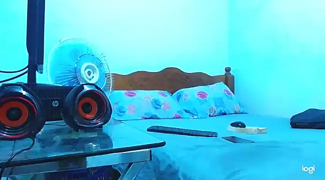 Snapshot of cositarrica_xxx chatting on March 4, 10:05 pm cositarrica xxx online show from March 4, 10:05 pm