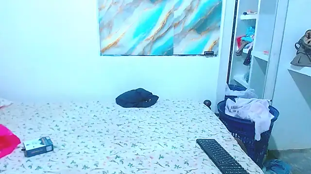 Snapshot of cositarrica_xxx chatting on January 15, 12:54 pm cositarrica xxx online show from January 15, 12:54 pm