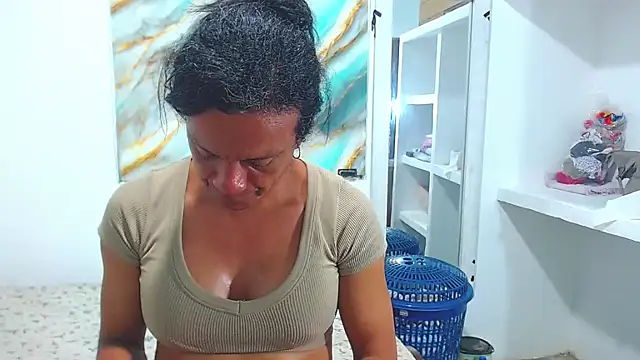 cositarrica xxx online show from April 5, 10:40 pm