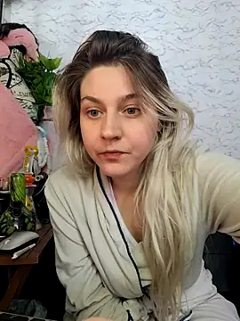 Snapshot of ScarletCallings420 chatting on April 16, 9:39 pm ScarletCallings420 online show from April 16, 9:39 pm