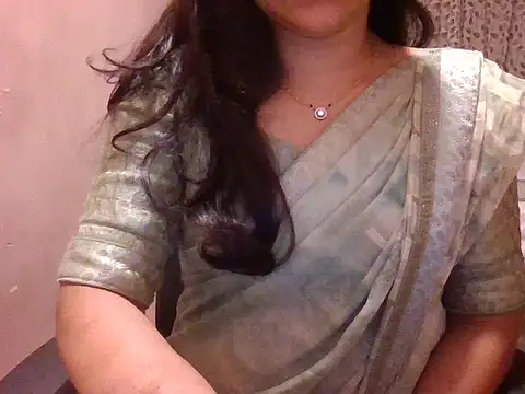 Snapshot of Pinky_4 chatting on June 17, 12:24 am Pinky 4 online show from June 17, 12:24 am