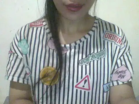 Snapshot of spankmybootyxxx chatting on April 3, 6:28 pm spankmybootyxxx online show from April 3, 6:28 pm