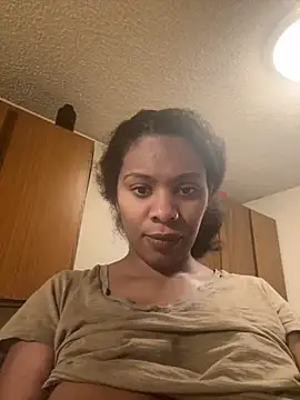 Snapshot of Sweetbootykendra chatting on September 24, 6:39 am Sweetbootykendra online show from September 24, 6:39 am