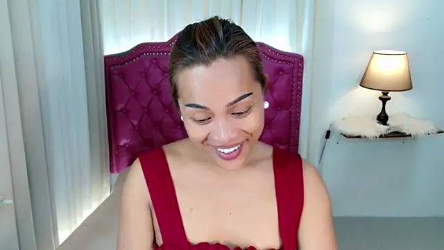 DreamLADYBOY online show from April 16, 2:07 pm