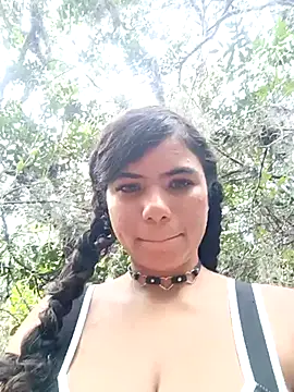 Simone Miller online show from March 3, 1:53 pm