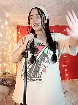 Snapshot of IvonneT chatting on January 31, 5:19 am IvonneT online show from January 31, 5:19 am