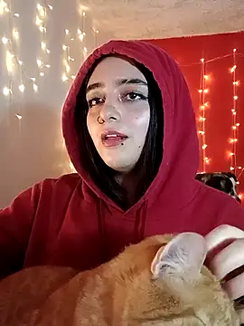 Snapshot of IvonneT chatting on March 3, 1:42 am IvonneT online show from March 3, 1:42 am