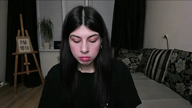 MolagAnna online show from March 12, 8:04 pm