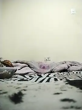 Snapshot of 001HENRYAlejandro chatting on March 19, 1:53 am 001HENRYAlejandro online show from March 19, 1:53 am