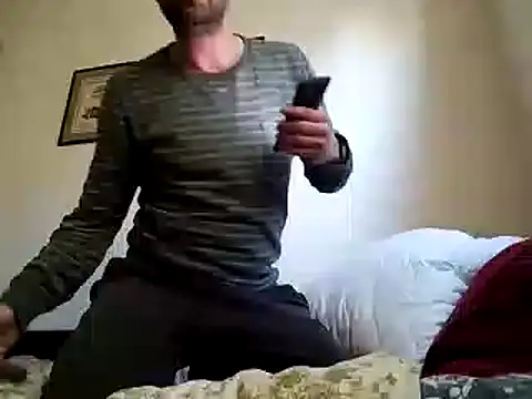 Snapshot of Lucas1andOnly4Girl chatting on February 4, 2:53 pm Lucas1andOnly4Girl online show from February 4, 2:53 pm