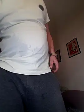 Snapshot of Lucas1andOnly4Girl chatting on February 22, 12:19 pm Lucas1andOnly4Girl online show from February 22, 12:19 pm