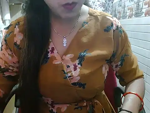 LovingPihu online show from March 27, 5:24 am