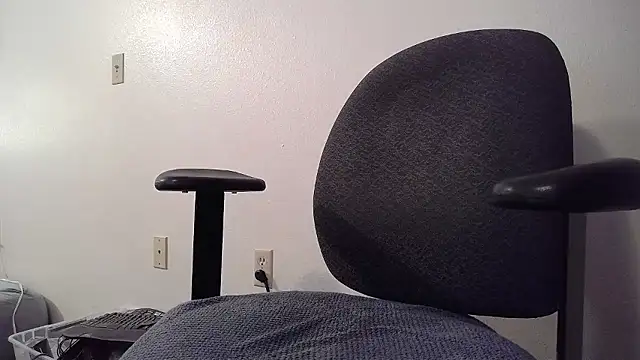 TrevorSteele online show from January 9, 4:48 am