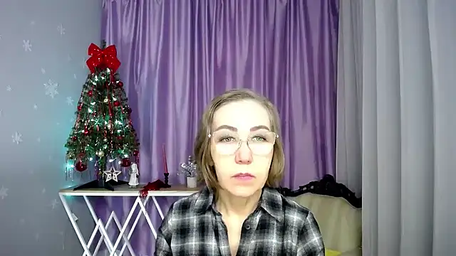 queen a n i online show from February 25, 6:23 am