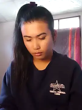 Snapshot of NannyNannybabe chatting on December 15, 4:40 am NannyNannybabe online show from December 15, 4:40 am