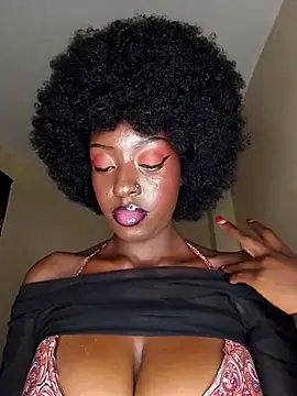 Snapshot of sweet_jade123 chatting on June 13, 5:00 pm sweet jade123 online show from June 13, 5:00 pm