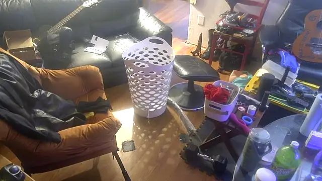 Snapshot of TheHellBilly chatting on March 3, 11:43 pm TheHellBilly online show from March 3, 11:43 pm