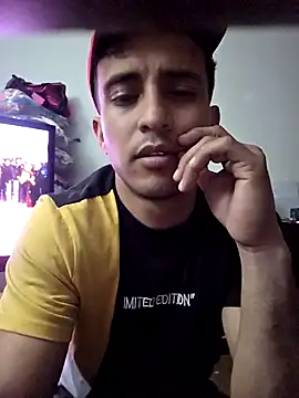 Snapshot of Torresmor chatting on March 24, 4:50 am Torresmor online show from March 24, 4:50 am