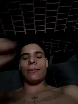 Snapshot of brianor89 chatting on November 1, 5:42 am brianor89 online show from November 1, 5:42 am