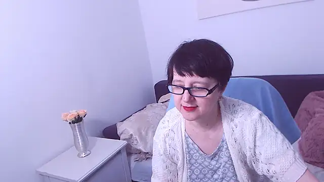 ChristaRose online show from February 8, 10:29 pm