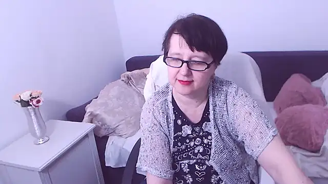 ChristaRose online show from February 15, 3:52 am