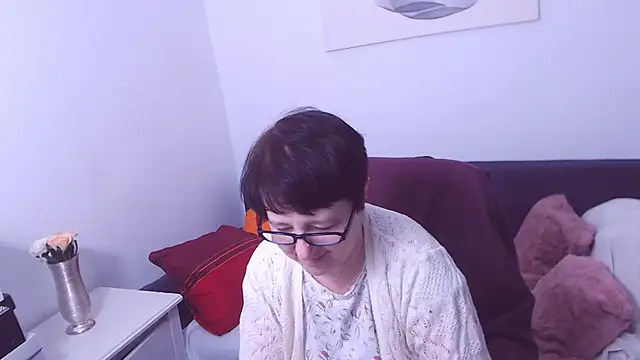 ChristaRose online show from November 28, 10:23 pm