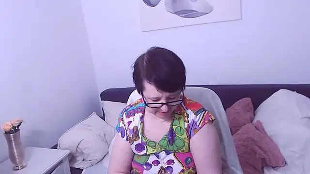 ChristaRose online show from April 5, 11:51 am