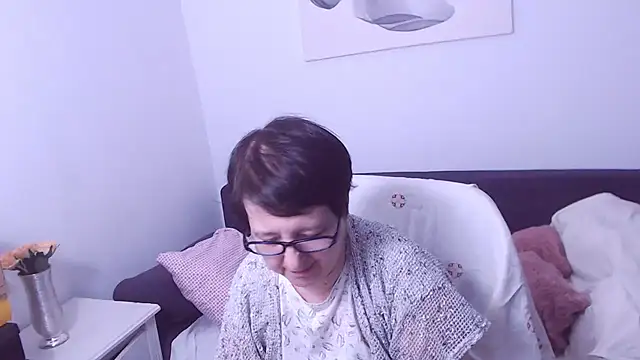 ChristaRose online show from April 10, 12:05 am