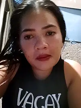 Snapshot of amariaxxx388 chatting on February 5, 12:06 pm amariaxxx388 online show from February 5, 12:06 pm